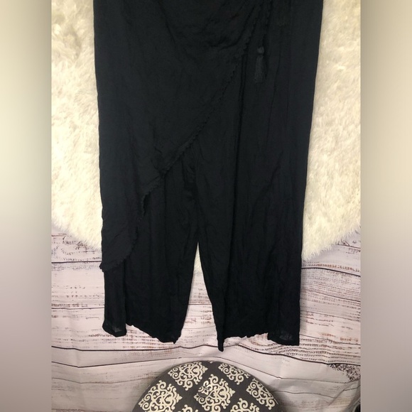 VENUS Elegant Black Swim Coverup Wrap pants size Large NWOT - Picture 4 of 12